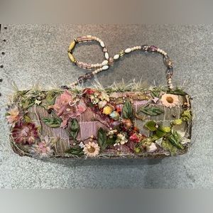 Designer vintage Mary Frances Clutch.  Embellished with flowers and beads